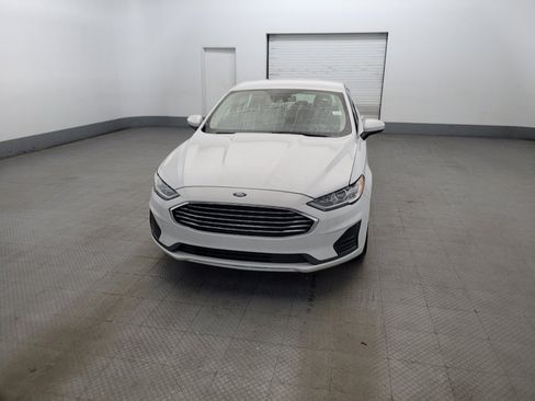Used 2019 Ford Fusion SE FWD image 15