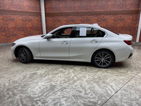 Used 2020 BMW 330i xDrive Sedan w/ Premium Package image 2