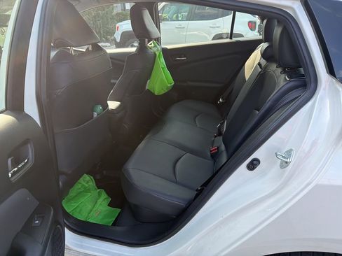 Used 2018 Toyota Prius Four Touring w/ Protection Package image 15