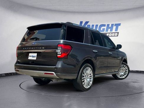 Certified 2024 Ford Expedition Limited AWD/4WD image 5