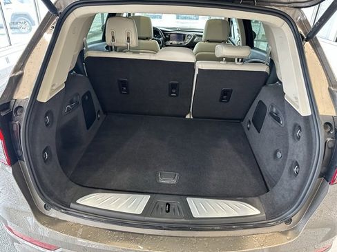 Used 2018 Buick Envision Premium w/ Driver Confidence Package image 17