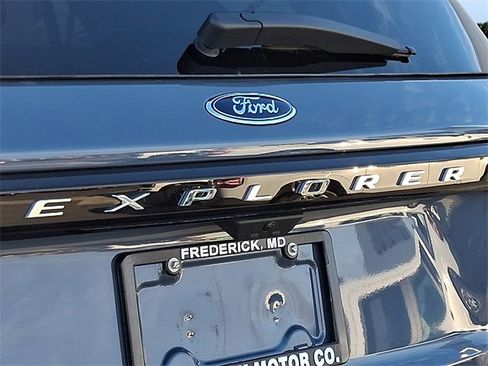 New 2026 Ford Explorer Active image 19