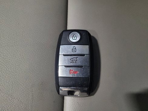 Used 2018 Kia Sportage EX w/ EX Premium Package image 32