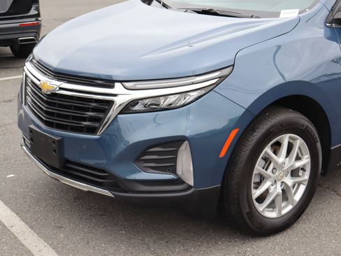 Used 2024 Chevrolet Equinox LT FWD image 6
