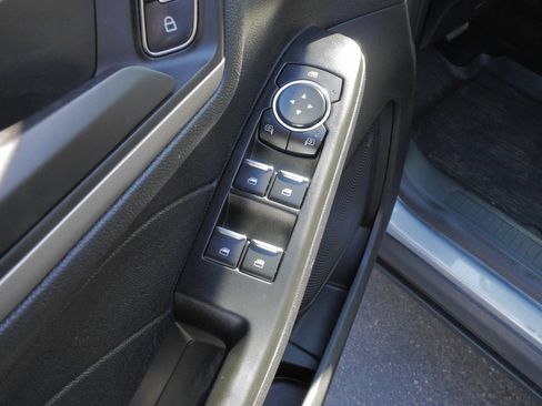 Used 2022 Ford Escape SE w/ Cold Weather Package image 20