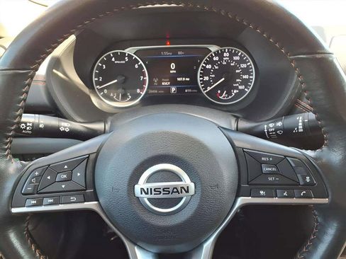 Used 2023 Nissan Sentra SR w/ Electronics Package image 14