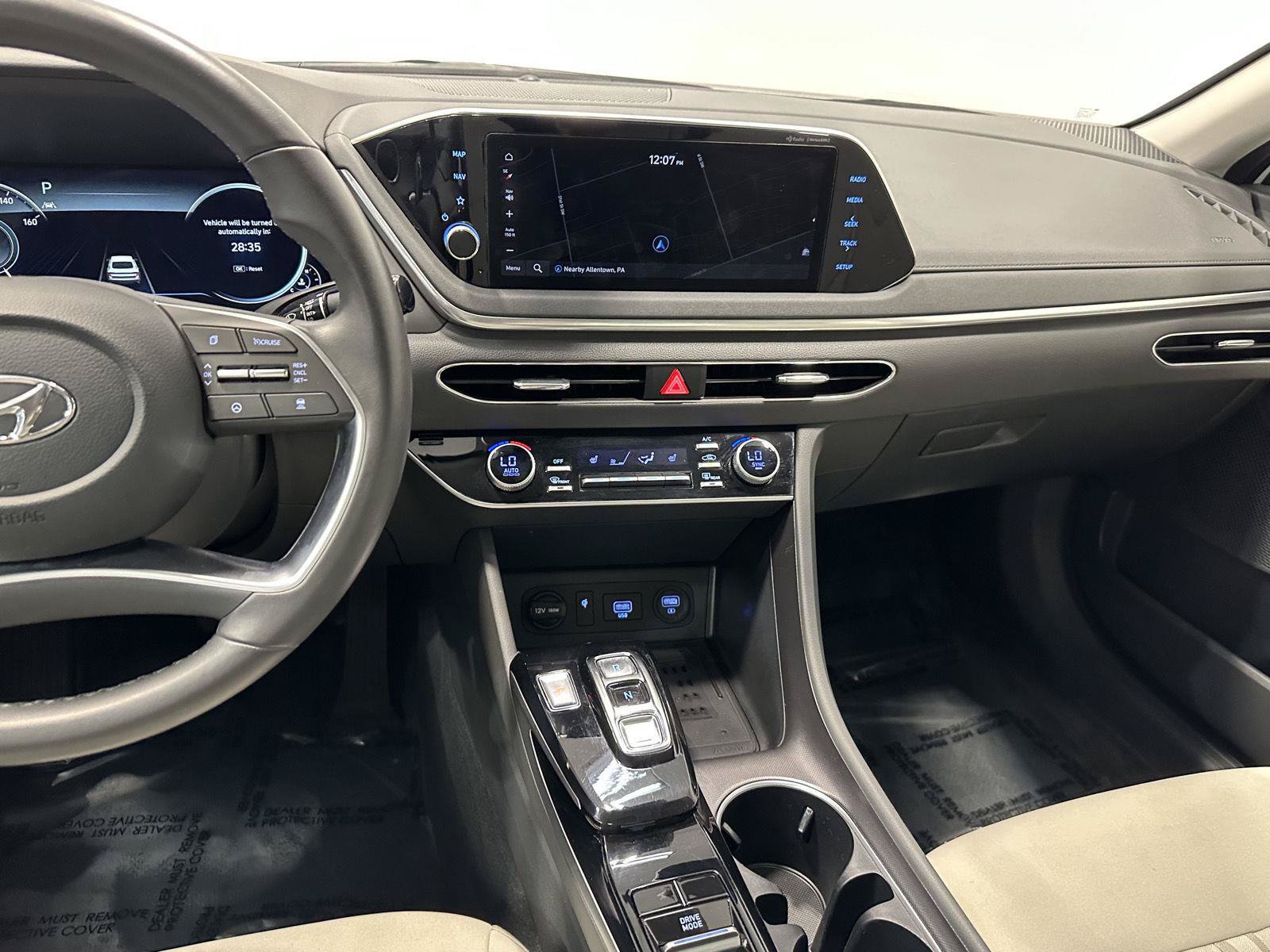 Certified 2023 Hyundai Sonata SEL w/ Convenience Package FWD image 20