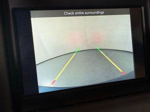 Used 2022 Dodge Charger SXT RWD image 31