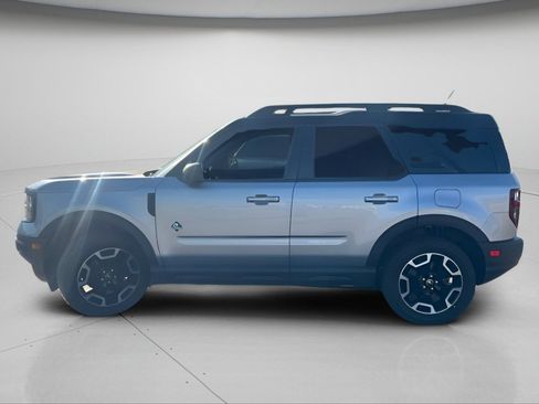 Used 2022 Ford Bronco Sport Outer Banks w/ Tech Package AWD/4WD image 12