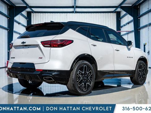 Used 2024 Chevrolet Blazer RS w/ Enhanced Convenience Package FWD image 33