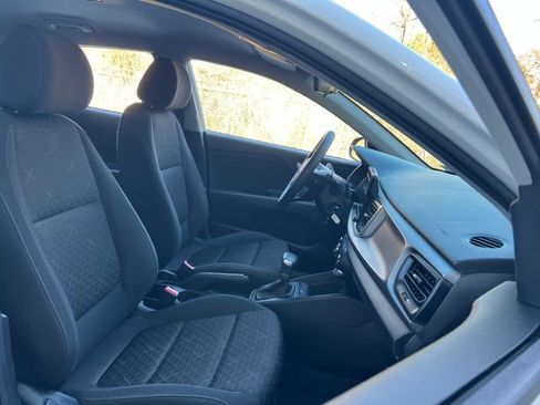 Used 2021 Kia Rio LX image 29