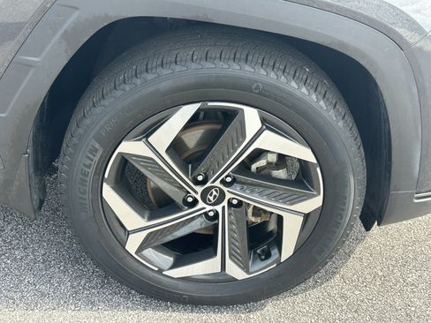 Used 2023 Hyundai Tucson Limited AWD/4WD image 13