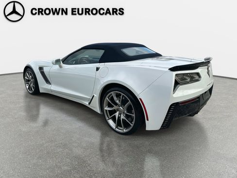 Used 2016 Chevrolet Corvette Z06 w/ 3LZ Preferred Equipment Group image 15