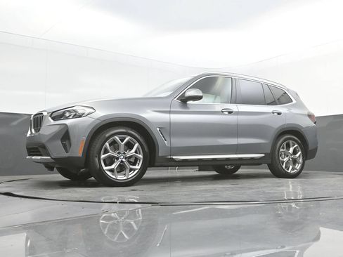 Certified 2024 BMW X3 sDrive30i w/ Convenience Package RWD image 42
