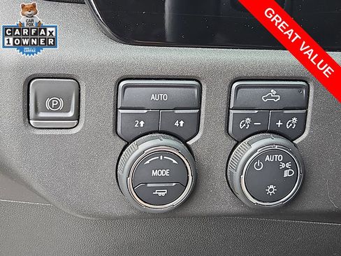 Used 2023 Chevrolet Silverado 1500 LT AWD/4WD image 25