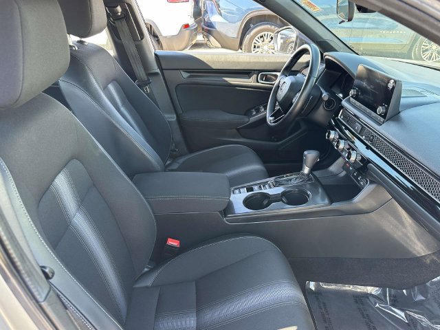 Used 2025 Honda Civic Sport image 19