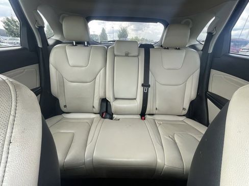 Used 2020 Ford Edge Titanium w/ Equipment Group 301A image 24