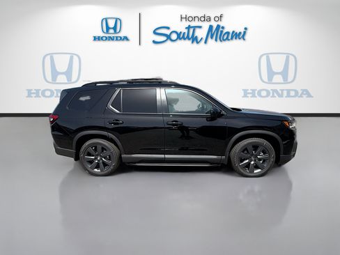 New 2026 Honda Pilot Sport image 8