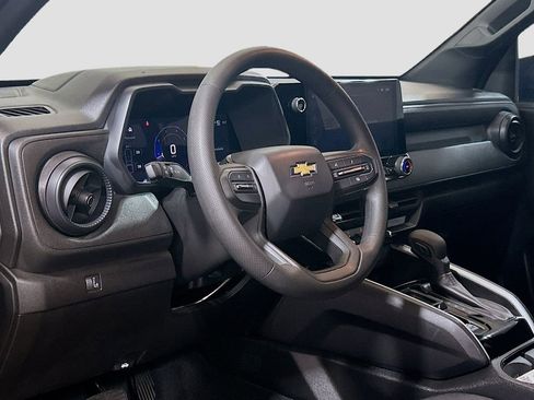 Used 2025 Chevrolet Colorado W/T w/ WT Custom Package RWD image 7