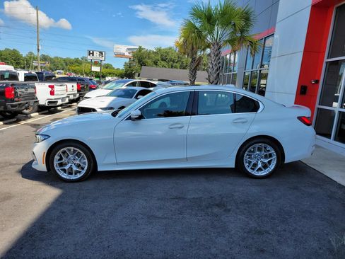 Used 2025 BMW 330i Sedan RWD image 5