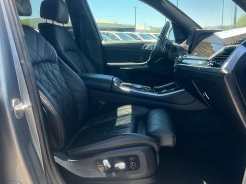 Used 2024 BMW X5 xDrive40i AWD/4WD image 34