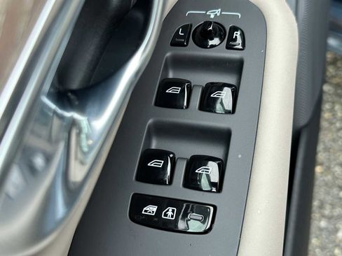 New 2026 Volvo XC90 B6 Plus w/ Protection Package image 22