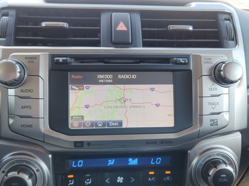 Used 2019 Toyota 4Runner Limited w/ Preferred Accessory Package AWD/4WD image 24