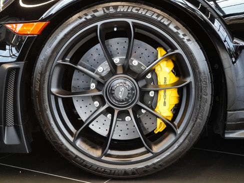 Used 2018 Porsche 911 GT2 RS w/ Weissach Package RWD image 10