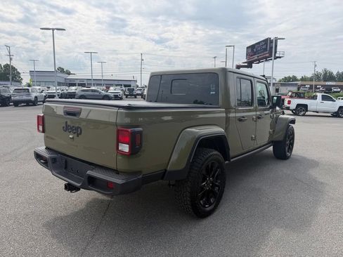 Certified 2025 Jeep Gladiator Sport AWD/4WD image 6