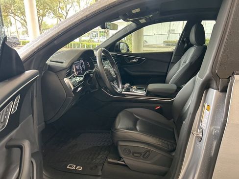 Used 2019 Audi Q8 Premium Plus image 5