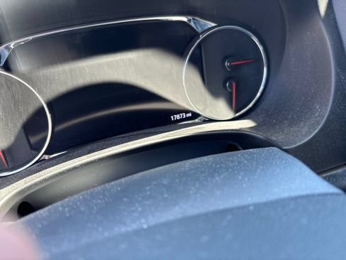 Used 2023 GMC Terrain Denali AWD/4WD image 2
