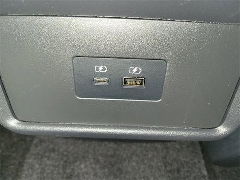 Used 2022 Nissan Rogue SV image 26