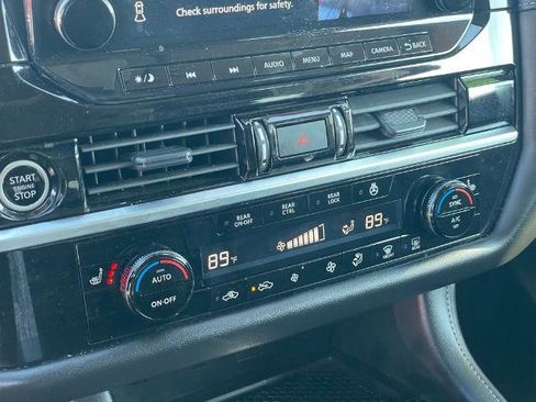 Certified 2024 Nissan Pathfinder SL w/ SL Premium Package image 24