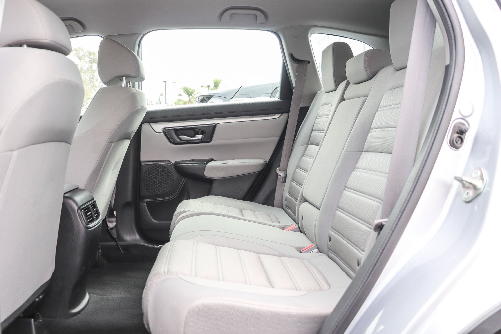 Used 2019 Honda CR-V LX image 19