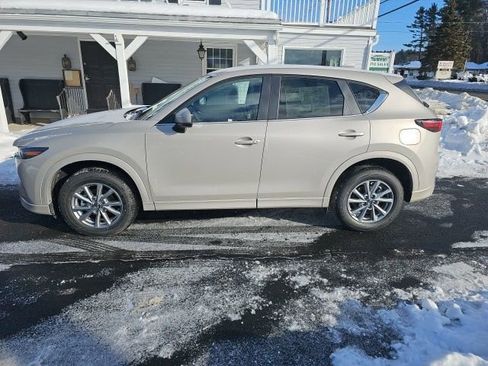 New 2025 MAZDA CX-5 AWD 2.5 S w/ Preferred Package image 6