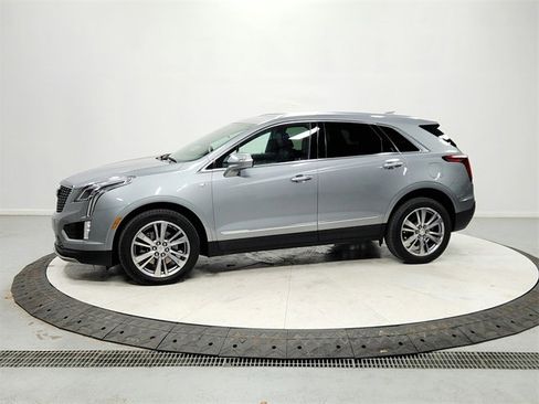Used 2024 Cadillac XT5 Premium Luxury image 4
