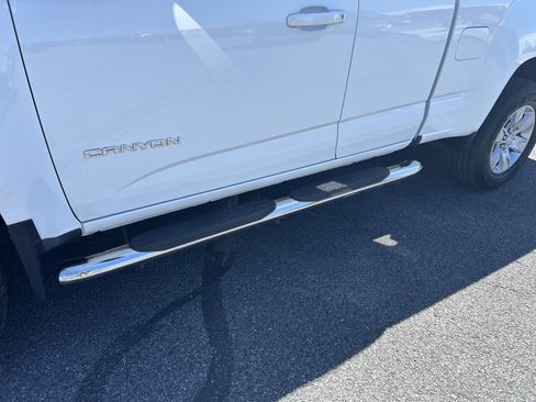 Used 2017 GMC Canyon SLE w/ SLE Convenience Package AWD/4WD image 4