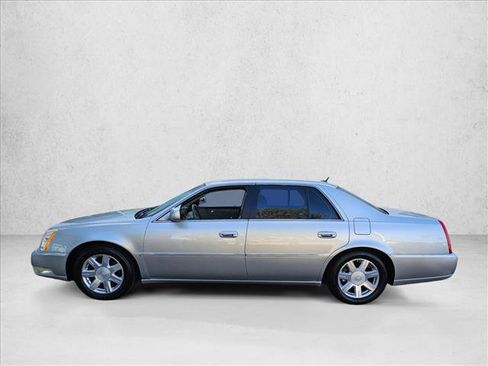 Used 2007 Cadillac DTS FWD image 8