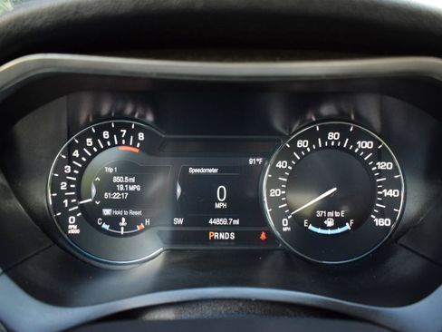 Used 2020 Lincoln MKZ AWD w/ Convenience Package image 22