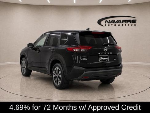 Used 2024 Nissan Rogue SV FWD image 5