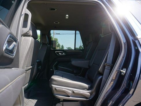 Used 2023 Chevrolet Tahoe Premier AWD/4WD image 31