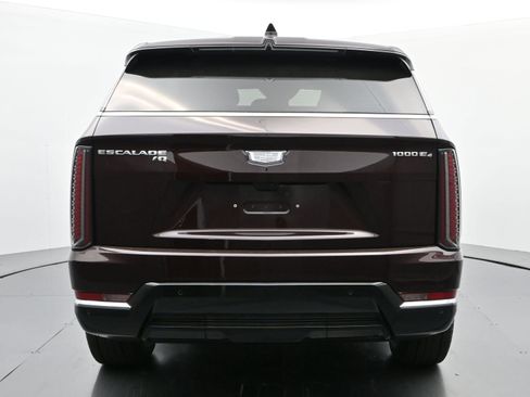 New 2026 Cadillac Escalade IQ Luxury 1 w/ LPO, Floor Liner Package image 4