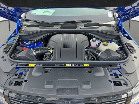 New 2025 Land Rover Range Rover Sport Autobiography AWD/4WD image 32