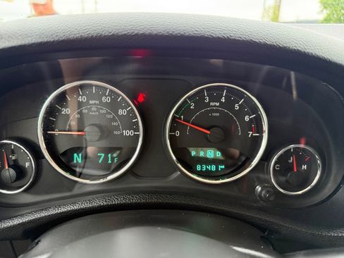 Used 2018 Jeep Wrangler Unlimited Sport S AWD/4WD image 25