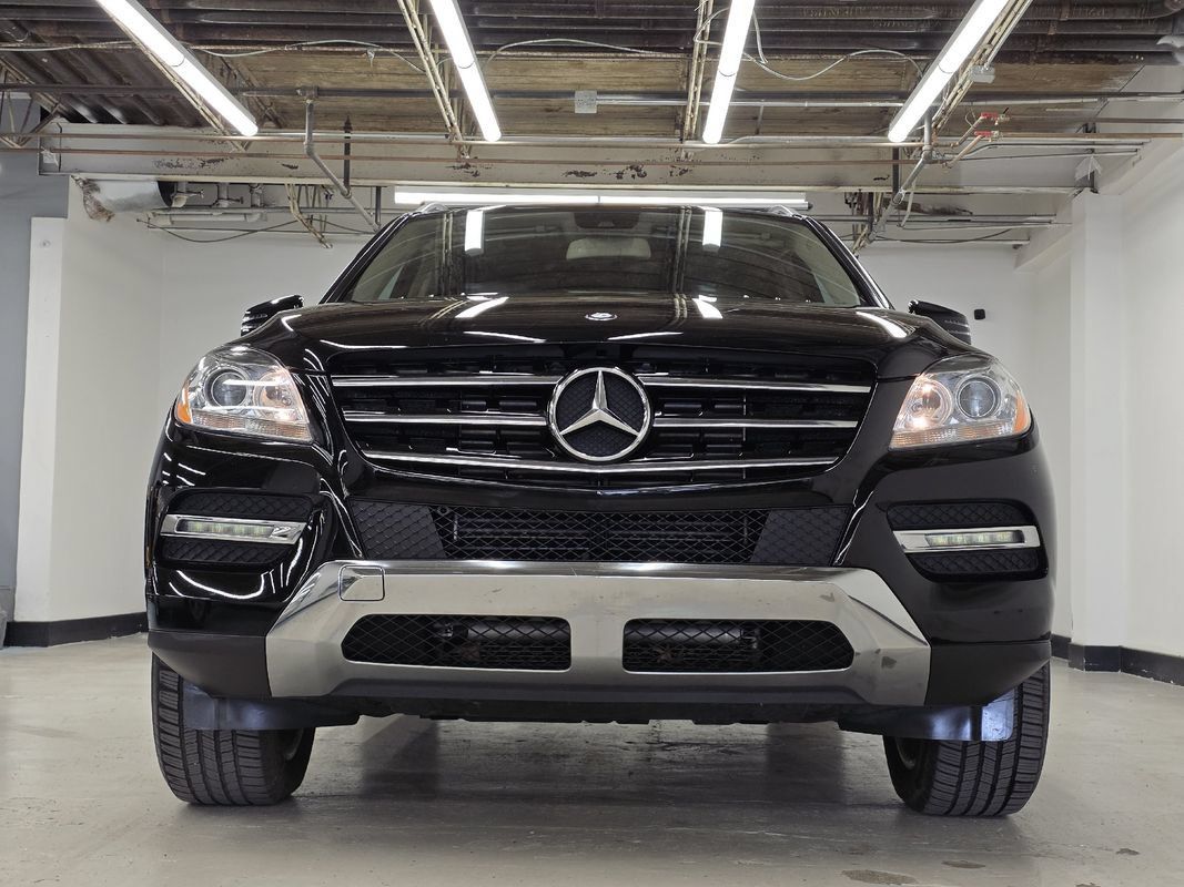Used 2013 Mercedes-Benz ML 350 BlueTEC 4MATIC image 3
