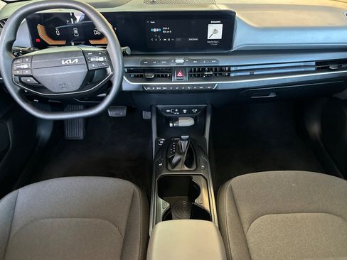 Used 2025 Kia K4 FWD image 14