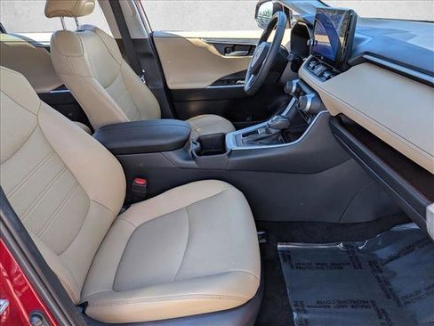 Used 2024 Toyota RAV4 Limited image 21