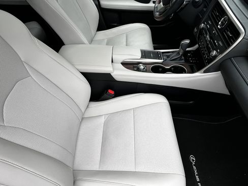 Certified 2022 Lexus RX 350 FWD w/ Premium Package image 44