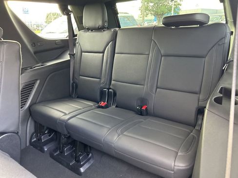 Used 2025 Chevrolet Tahoe LT AWD/4WD image 12