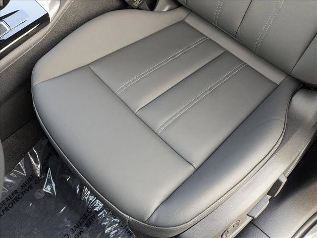Used 2025 Audi Q5 Premium AWD/4WD image 4